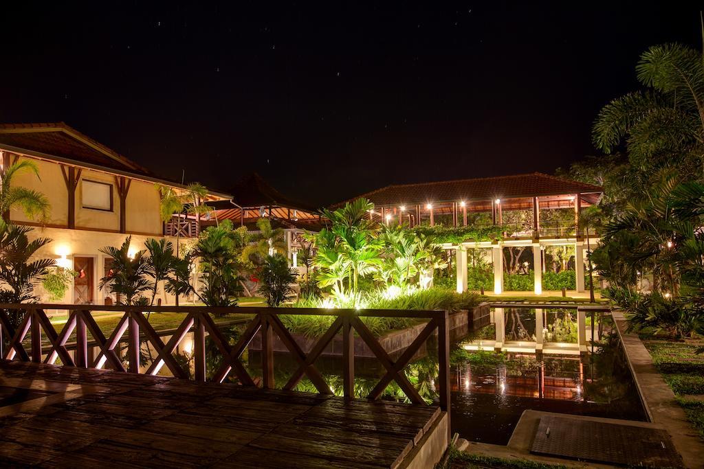 Ranna 212 Beach Resort Kahandamodara Eksteriør billede