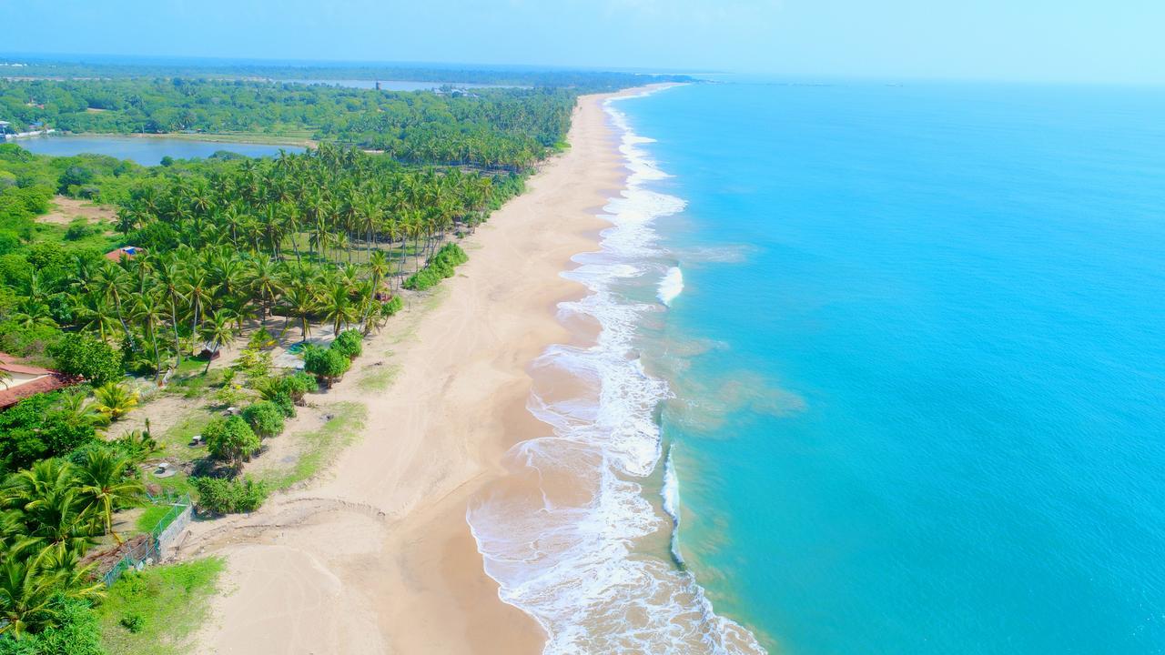 Ranna 212 Beach Resort Kahandamodara Eksteriør billede